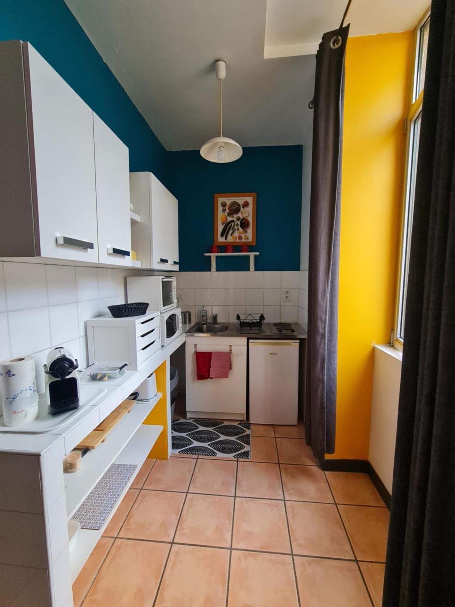 Le Prieure - Studios Jusqu'A 4 Personnes Вильнёв-ле-Безье Экстерьер фото